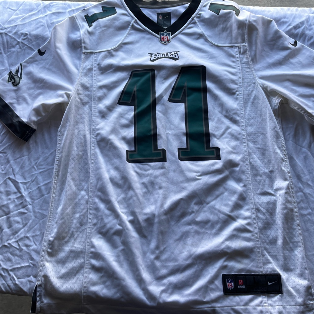 Philadelphia Eagles Carson Wentz #11 Nike NFL Men’s Jersey Sz L